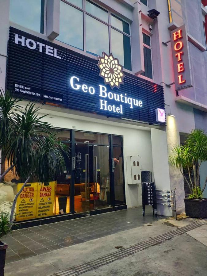Geo Boutique Hotel - Seri Kembangan Exterior foto